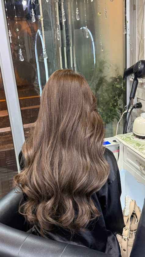 Oilly Hair Salon – Sathorn Bangkok - 2