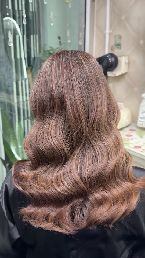 Oilly Hair Salon – Sathorn Bangkok - 3