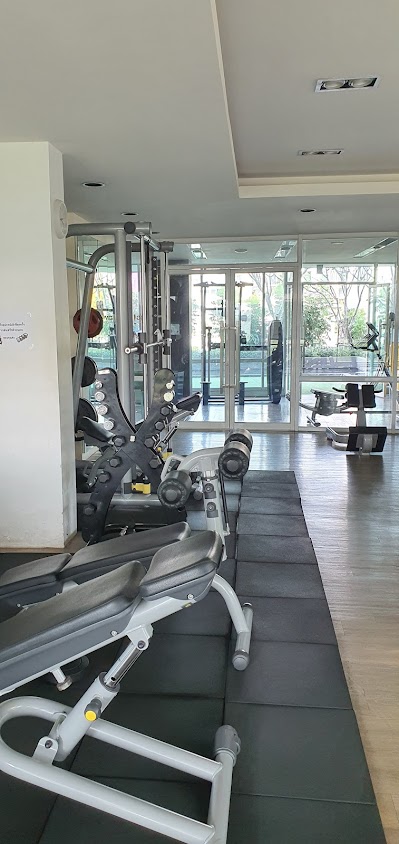 OMG! Fitness&More ฟิตเนส โยคะ สนามแบด พระราม 2 - 2