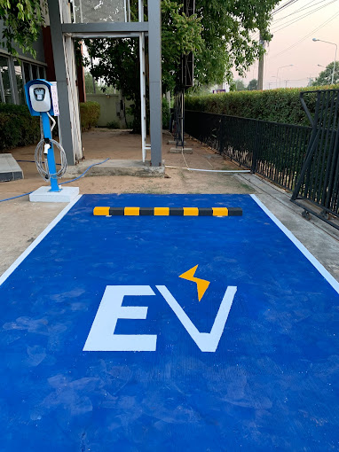 OneCharge Charging Station