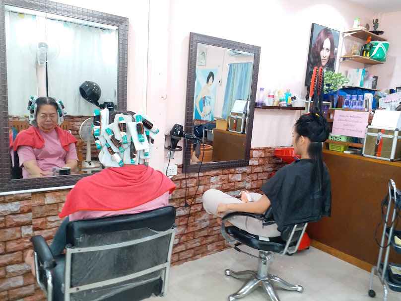 Pearl beauty salon (ร้านเสริมสวยพี่เงาะ)