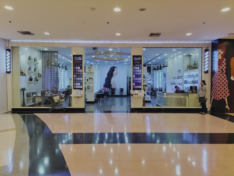 Pen The Style Salon - 2