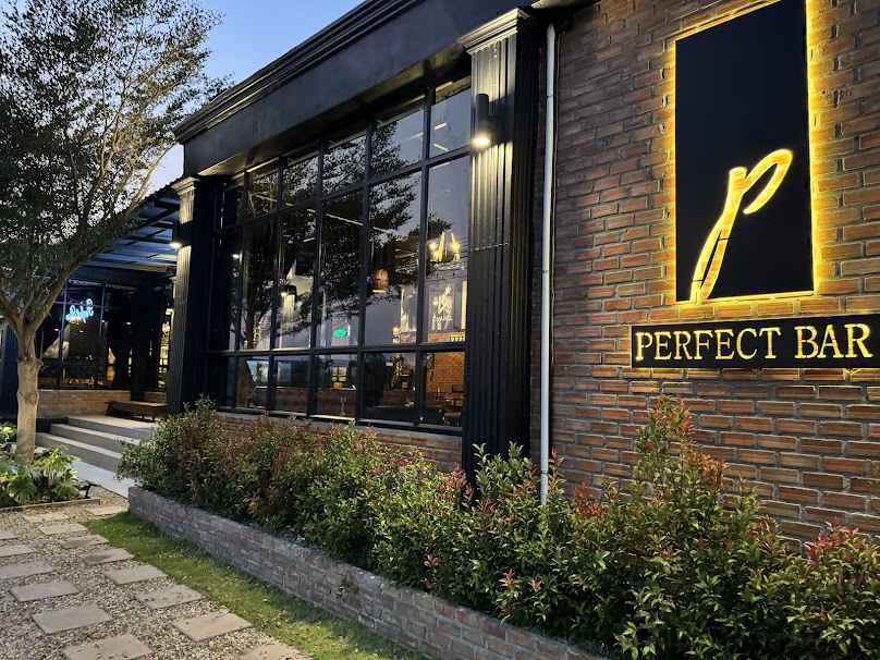 Perfect Bar & Restaurant - 1