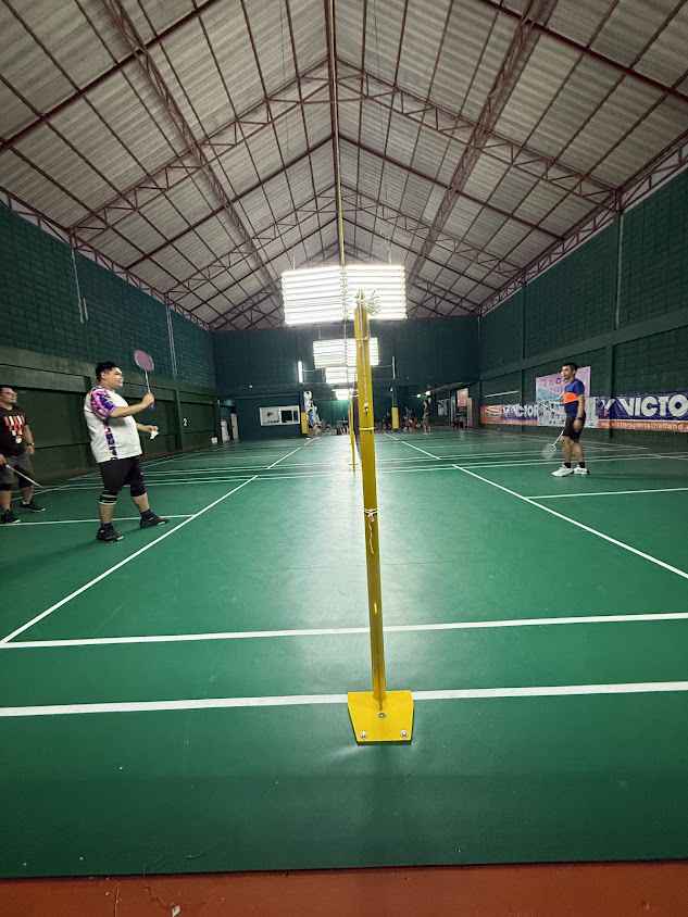 Pinjutha Gym & Badminton. สนามแบดมินตัน ปิ่นจุฑายิม