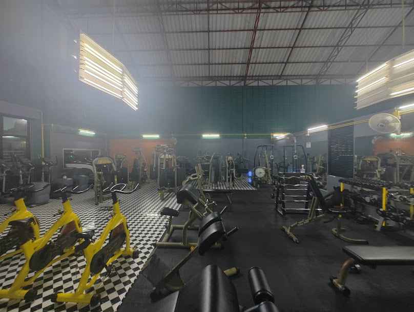 Pinjutha Gym & Badminton. สนามแบดมินตัน ปิ่นจุฑายิม - 2