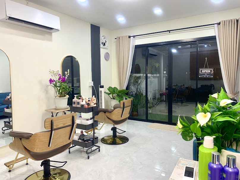 Premium Salon ยืดผมสวยอุบล - 3