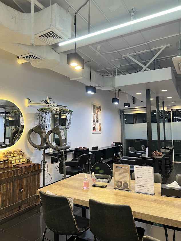 Prestige Hair Salon - เพร็ซทีจ แฮร์ ซาลอน - 4