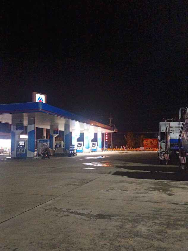 PTT Station ปตท.ปากแคว (น้ำมัน+EV) (ห้างหุ้นส่วนจำกัดพงษ์พันธ์ปิโตรเลียม)