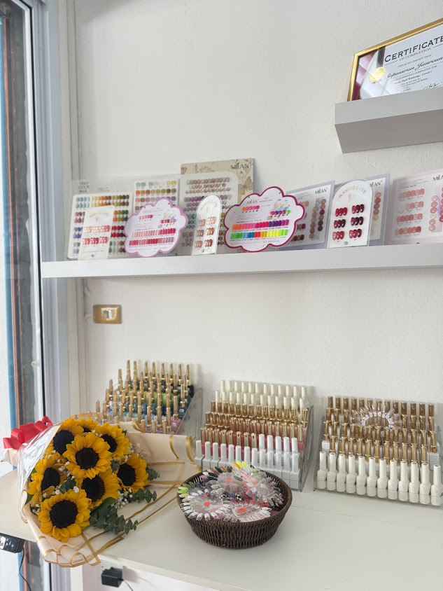 Pupe nail salon