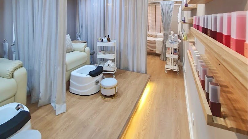 Queen De Nail