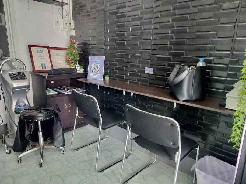 Raesloe Hair Salon - 3