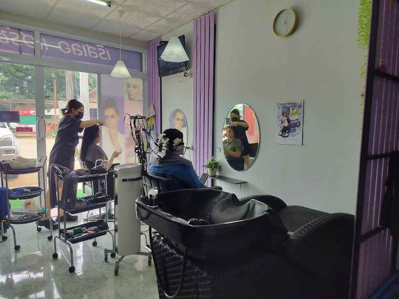 Raesloe Hair Salon - 4