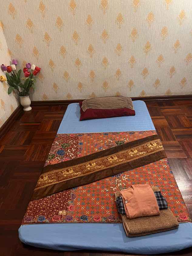 Relax Massage and Spa - 3