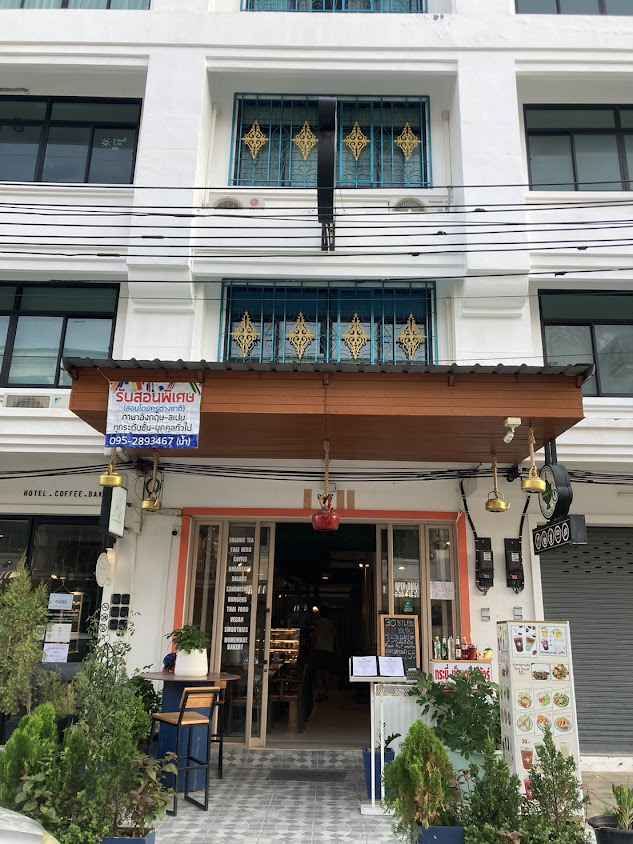Rent a car (by SignatureThai)