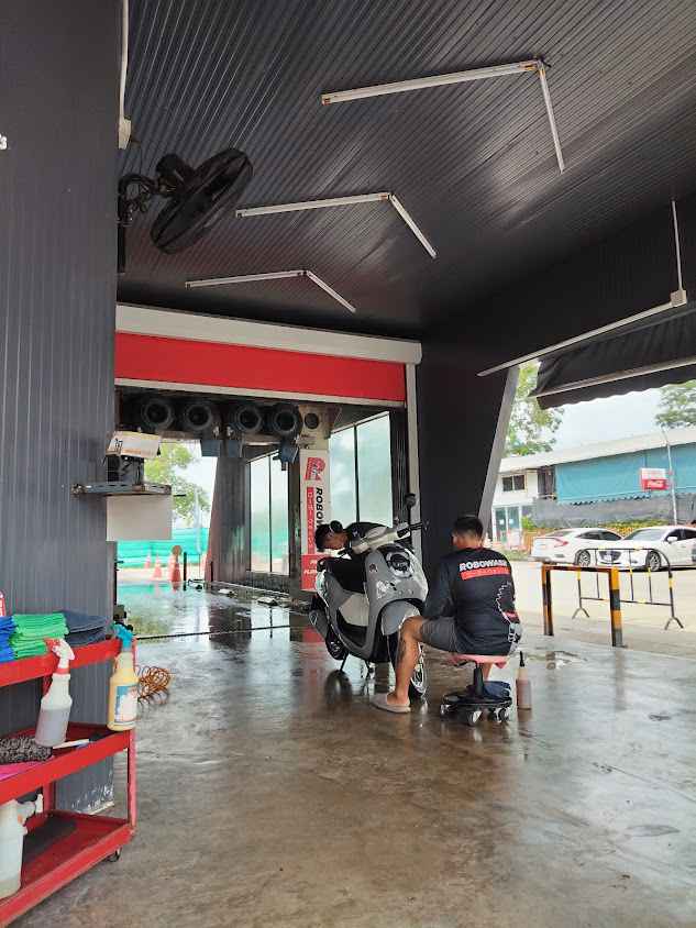 ROBOWASH ローボー ウォッシュสาขา Mahidol - 4