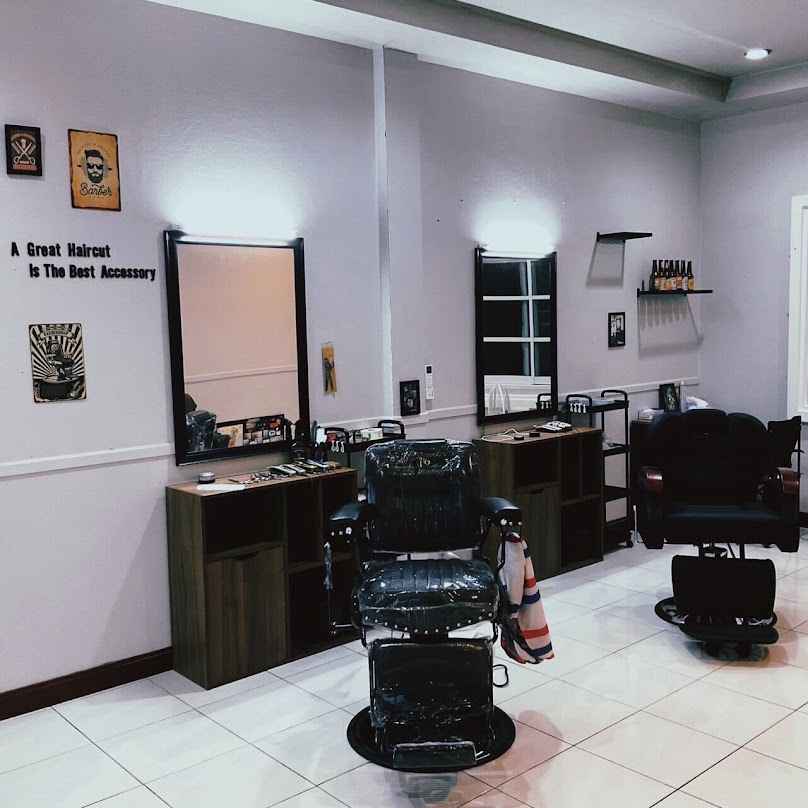 SAFE ZONE Barber and Studio - 3