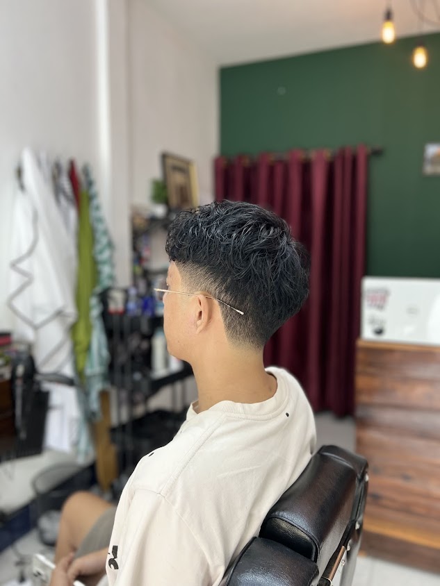 Samit cool barbershop - 1