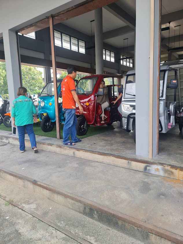SATSEV มอเตอร์ไซค์ไฟฟ้า รถบรรทุกสามล้อไฟฟ้า จักรยานไฟฟ้า I-Motor SUNRA แบตเตอรี่ลิเธียม รังสิตปทุมธานี by แซทซิสเท็ม