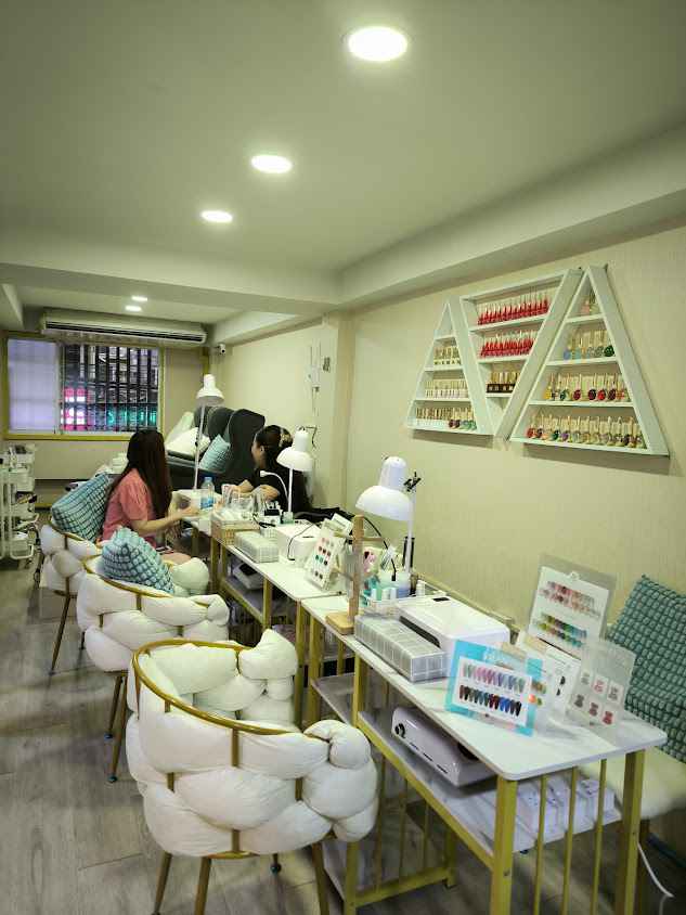 Selah Nail Spa @ BTS Ari (อารีย์ ซอย 1) ร้านทำเล็บ สปามือเท้า ต่อขนตา - 2