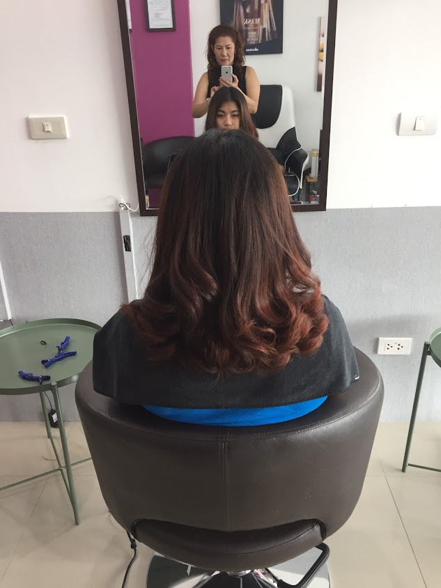 Seventeen salon and Massage - 4