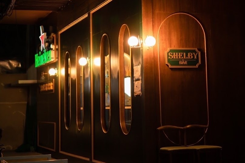 SHELBY BAR