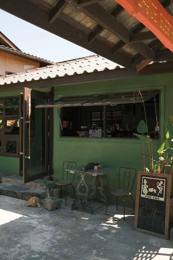 Sidecar Bar & Café