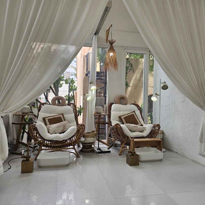 SIX-NATURES ORGANIC NAIL SPA (NIMMAN9) - 2
