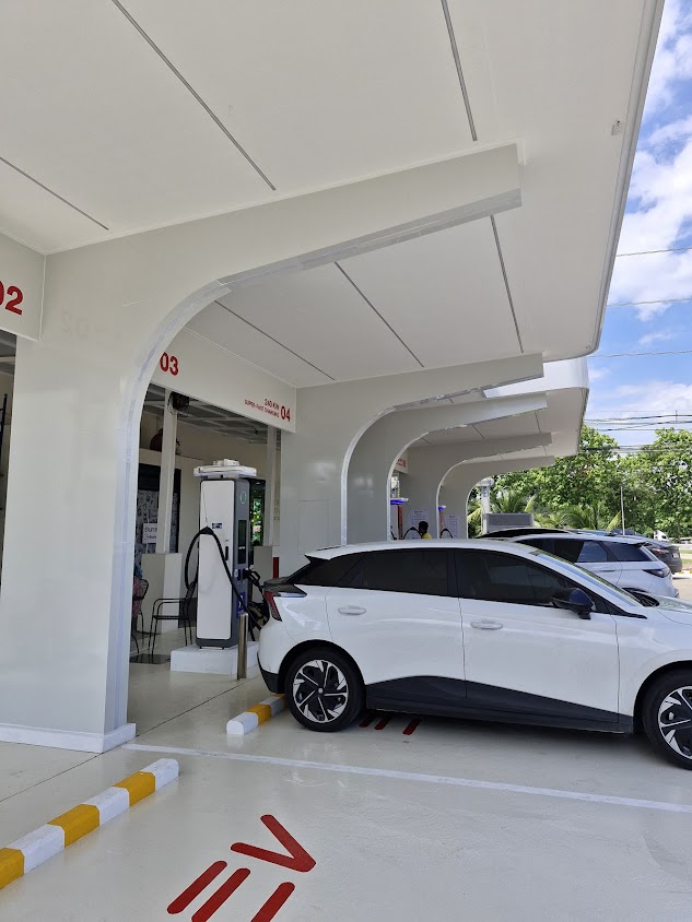 Sky EV hub สิงห์บุรี-คาเฟ่-สถานนีชาร์จรถไฟฟ้า720KW - 2