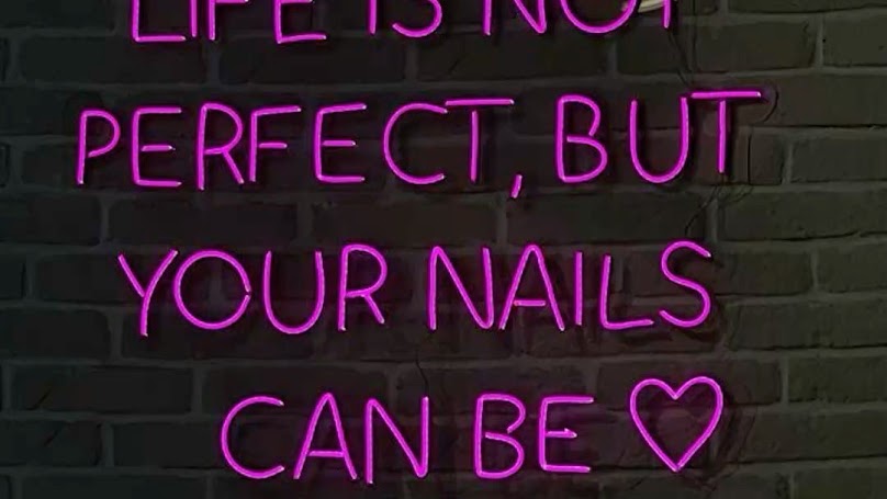 Smile Nails