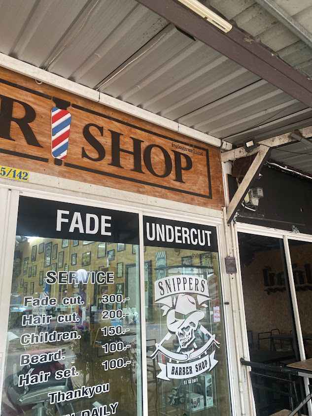 Snippers Barber shop - 2