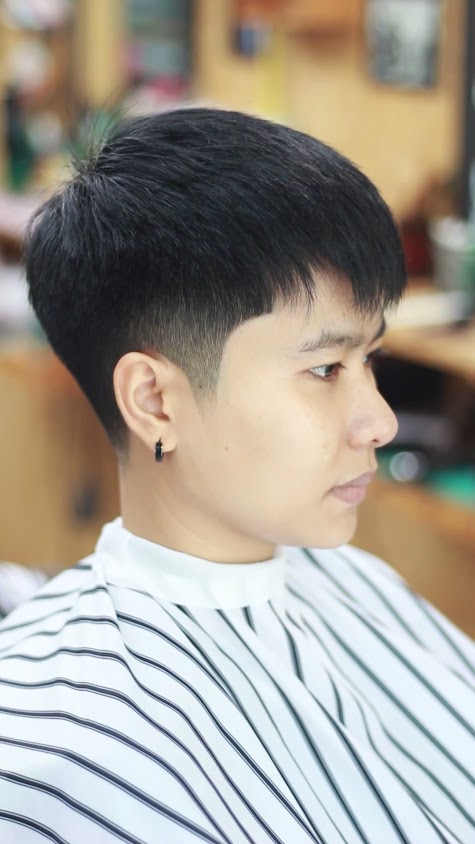 Snippers Barber shop - 3