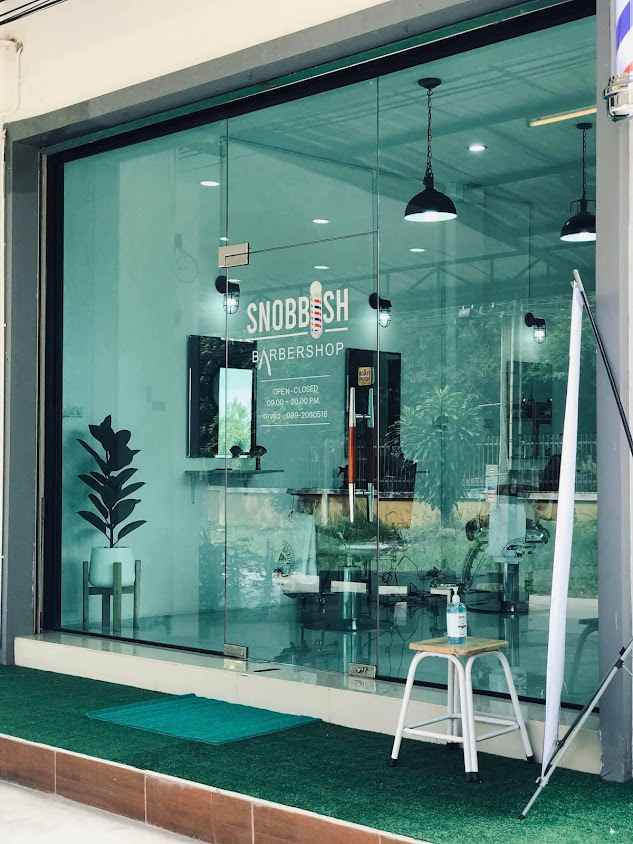 Snobbish Barbershop สน็อบบิช บาร์เบอร์ช็อป