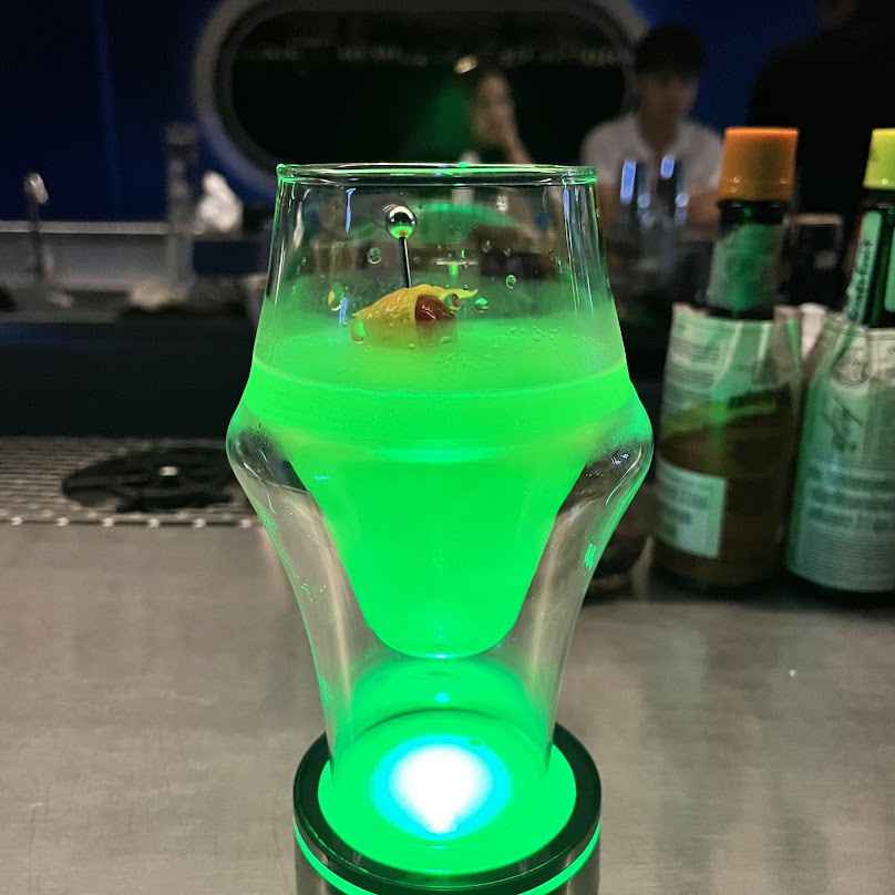 Spacetime Bar - 3