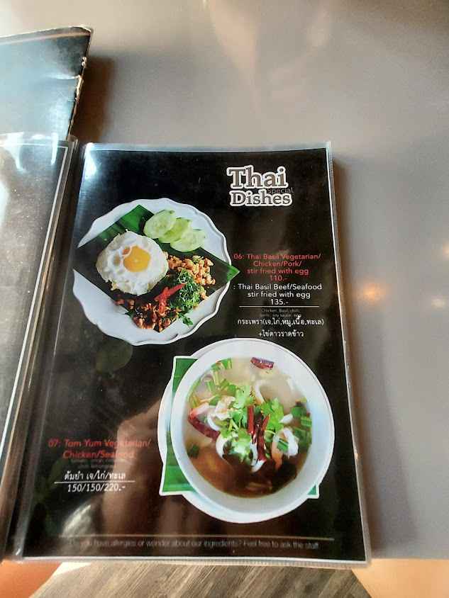Spinn wine bar & bistro - 2