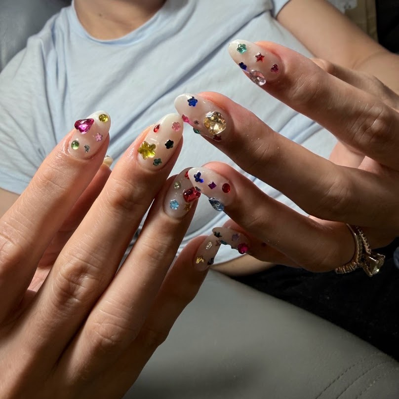 Summer nail studio