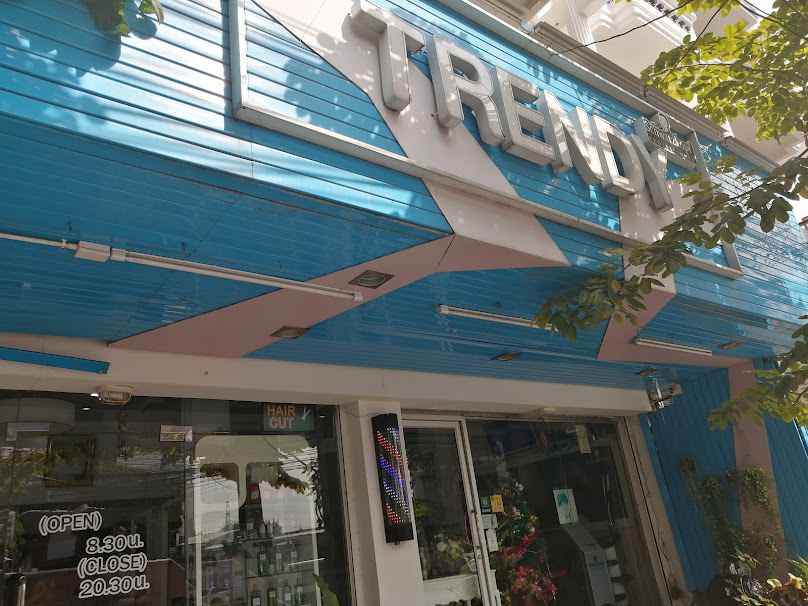 SUPER TRENDY SALON