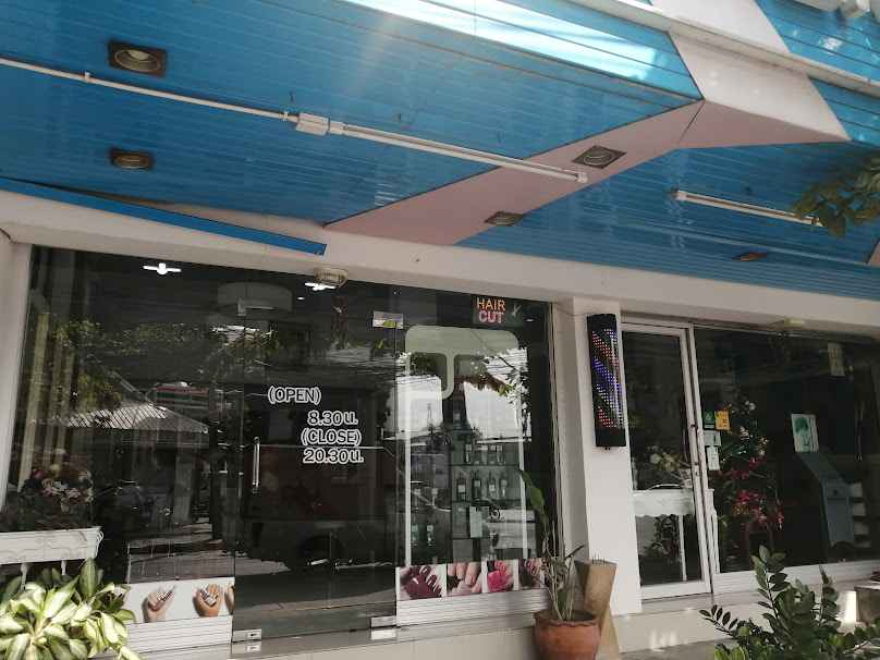 SUPER TRENDY SALON - 2