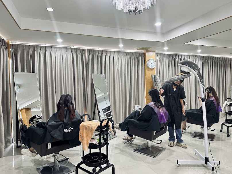 Supiss Hair Studio - 2