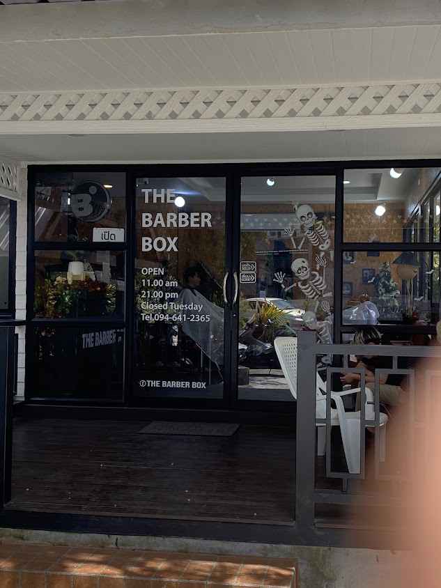 The barber box - 2