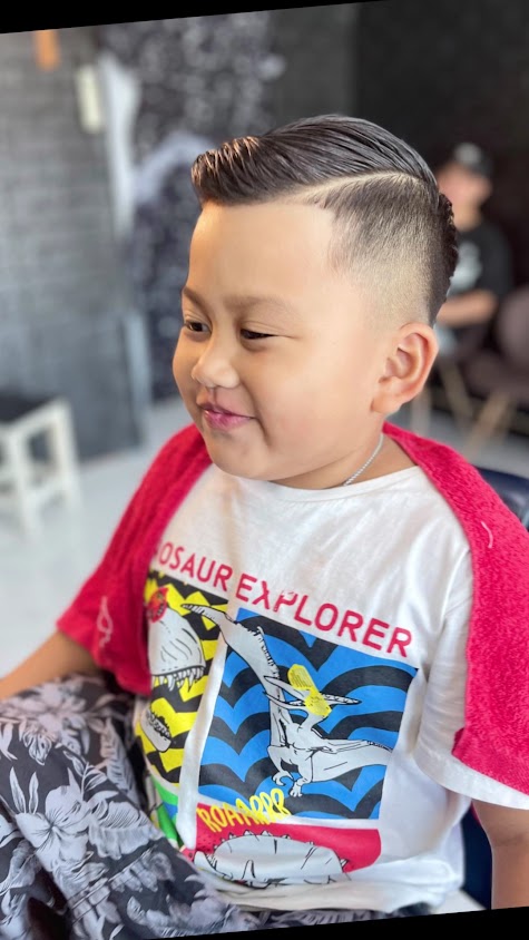 The Make Barber ร้านตัดผมวินเทจบาร์เบอร์ - 3