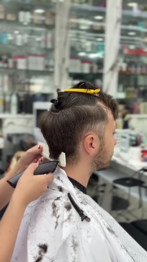 The mon hair - 3
