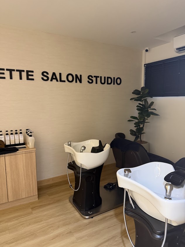 The Palette Salon Studio