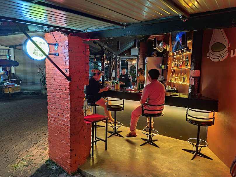 The Red Bar - 4