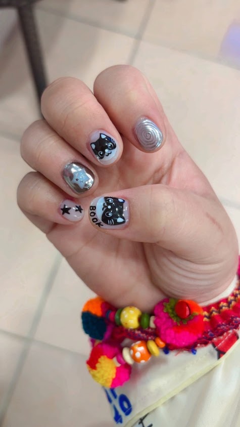 Three sis nails - 2
