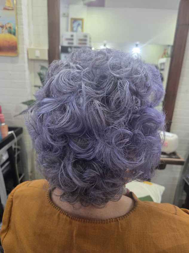 Thunya salon - 2