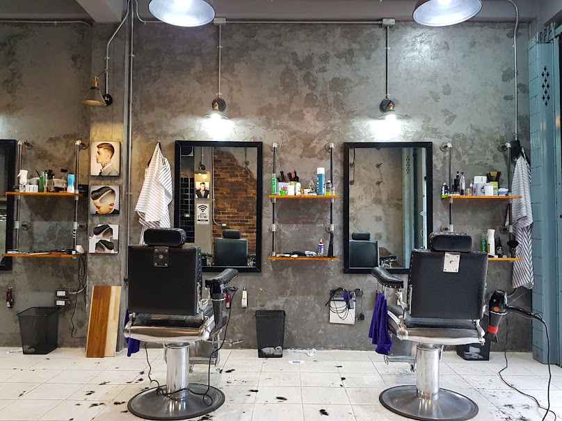 TOCUTZ BARBER ร้านตัดผม - 2