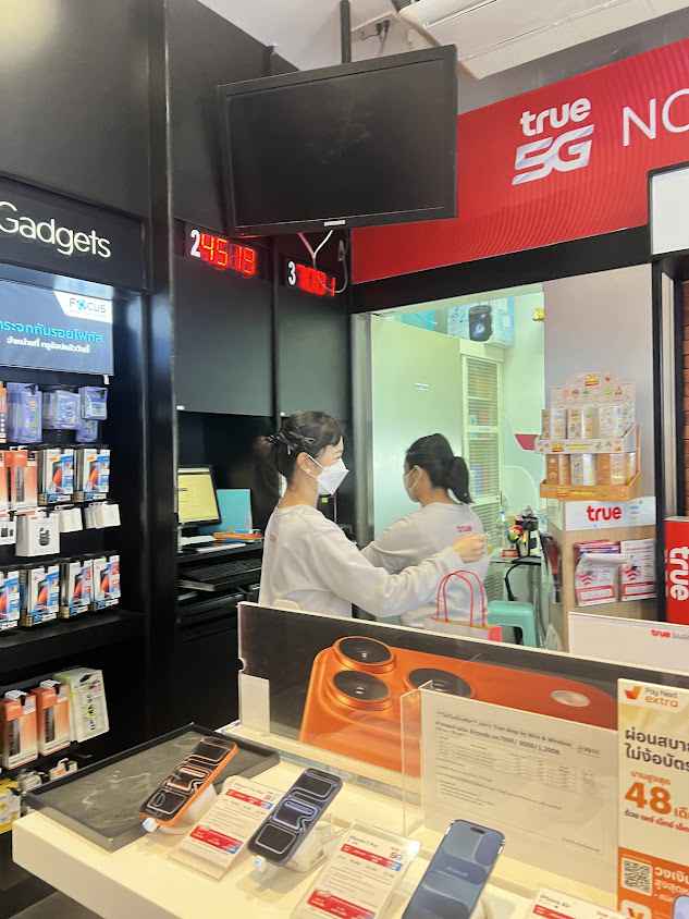 True Shop Lotus Ruamchok Chiangmai | ทรูช้อป โลตัสรวมโชค เชียงใหม่ - 2