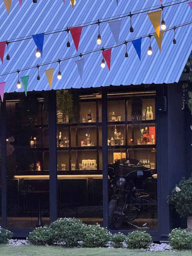 Unlimited Bar & Cafe (อันลิมิทบาร์แอนด์คาเฟ่)