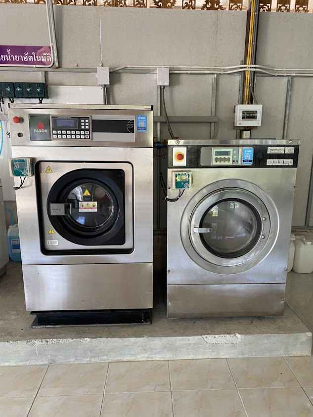 Vela wash &dry clinic (สาขาแปดริ้ว)