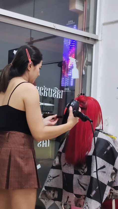 Wannisa​ Salon - 3